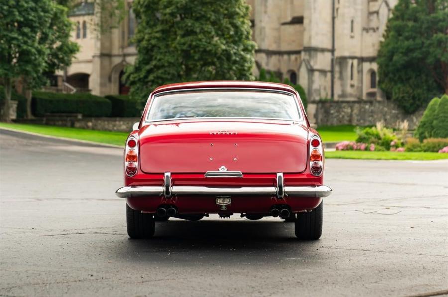  Ferrari 250 GT 2+2 Coupe (Series II) 1962 года  (фото 21 из 62)